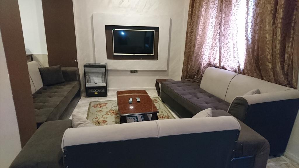 Al Fawanes Hotel Apartments Al Yadudah Eksteriør billede