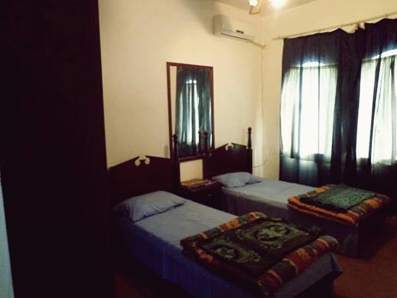 Al Fawanes Hotel Apartments Al Yadudah Eksteriør billede